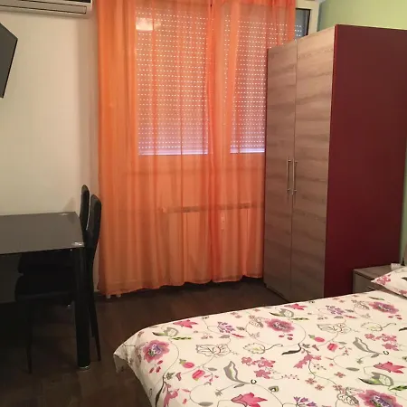 Mikulic Apartman Zára