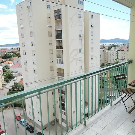 Apartamento Mikulic *