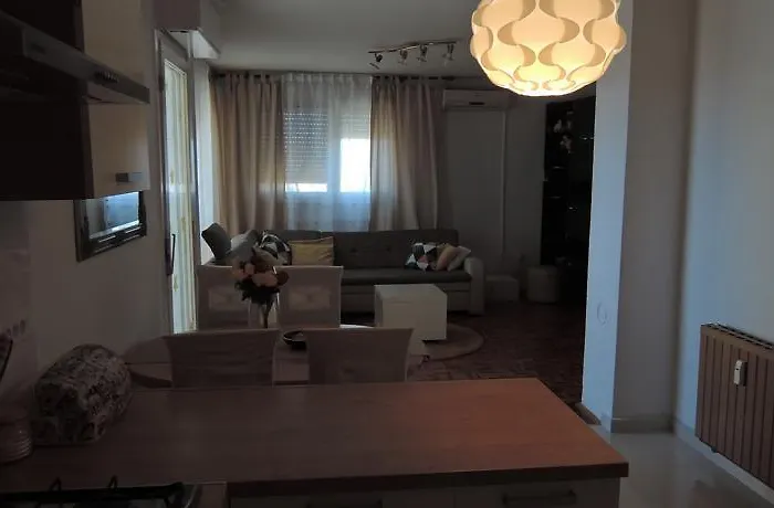 Apartments Mikulic *