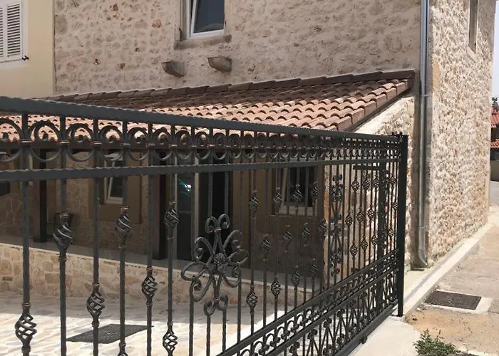Apartment Apartments Mikulic Zadar