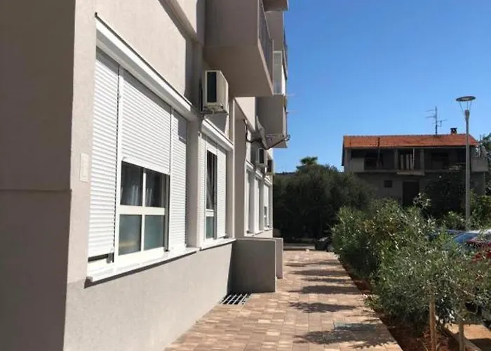 Apartments Mikulic