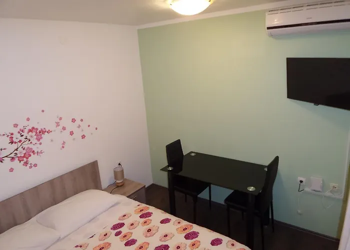 Apartment Apartments Mikulic *