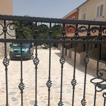 Mikulic דירה