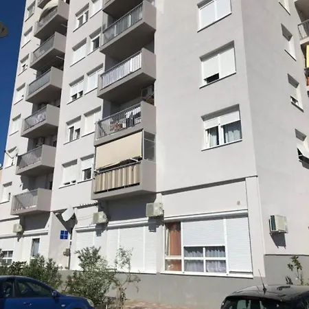 Apartment Apartments Mikulic