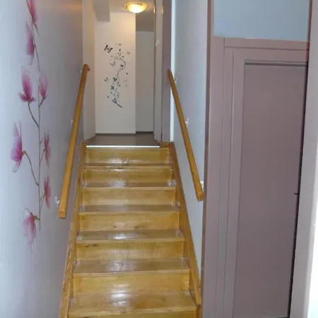 Apartments Mikulic *